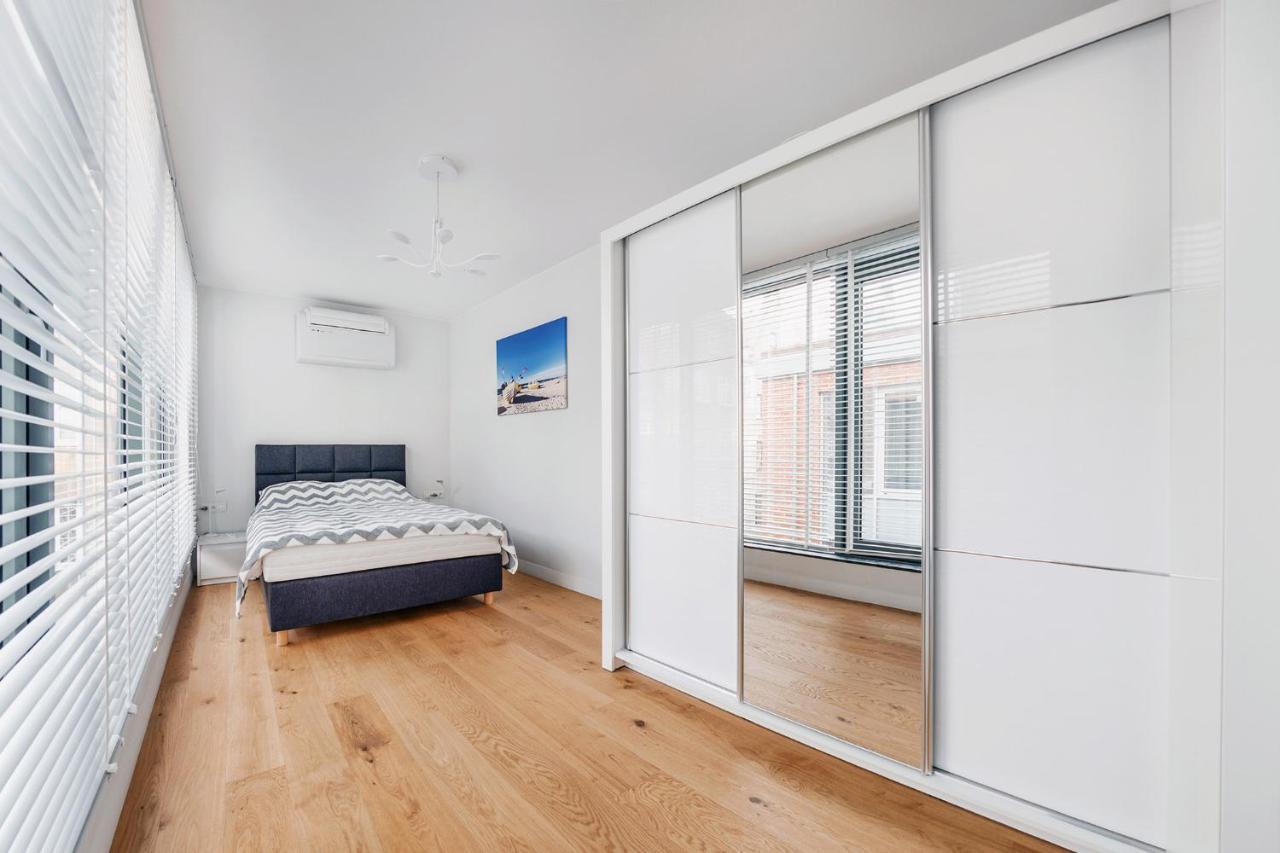 Viu Apartament Z Tarasem W Sercu Gdanska Exterior photo