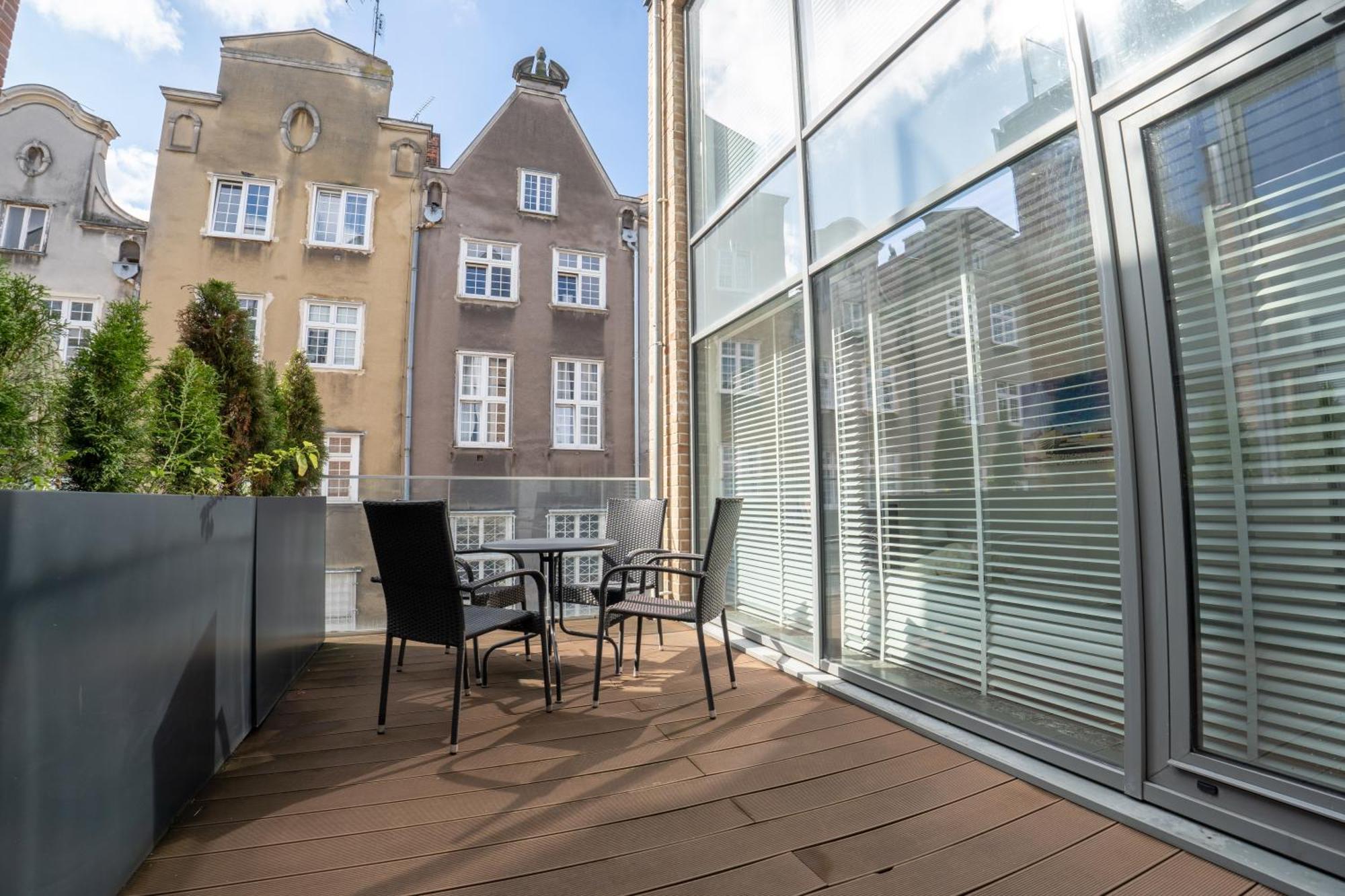 Viu Apartament Z Tarasem W Sercu Gdanska Exterior photo
